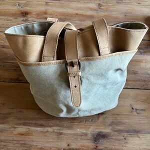 L.L. Bean Tan & Neutral Canvas + Leather Tote Bag – Vintage